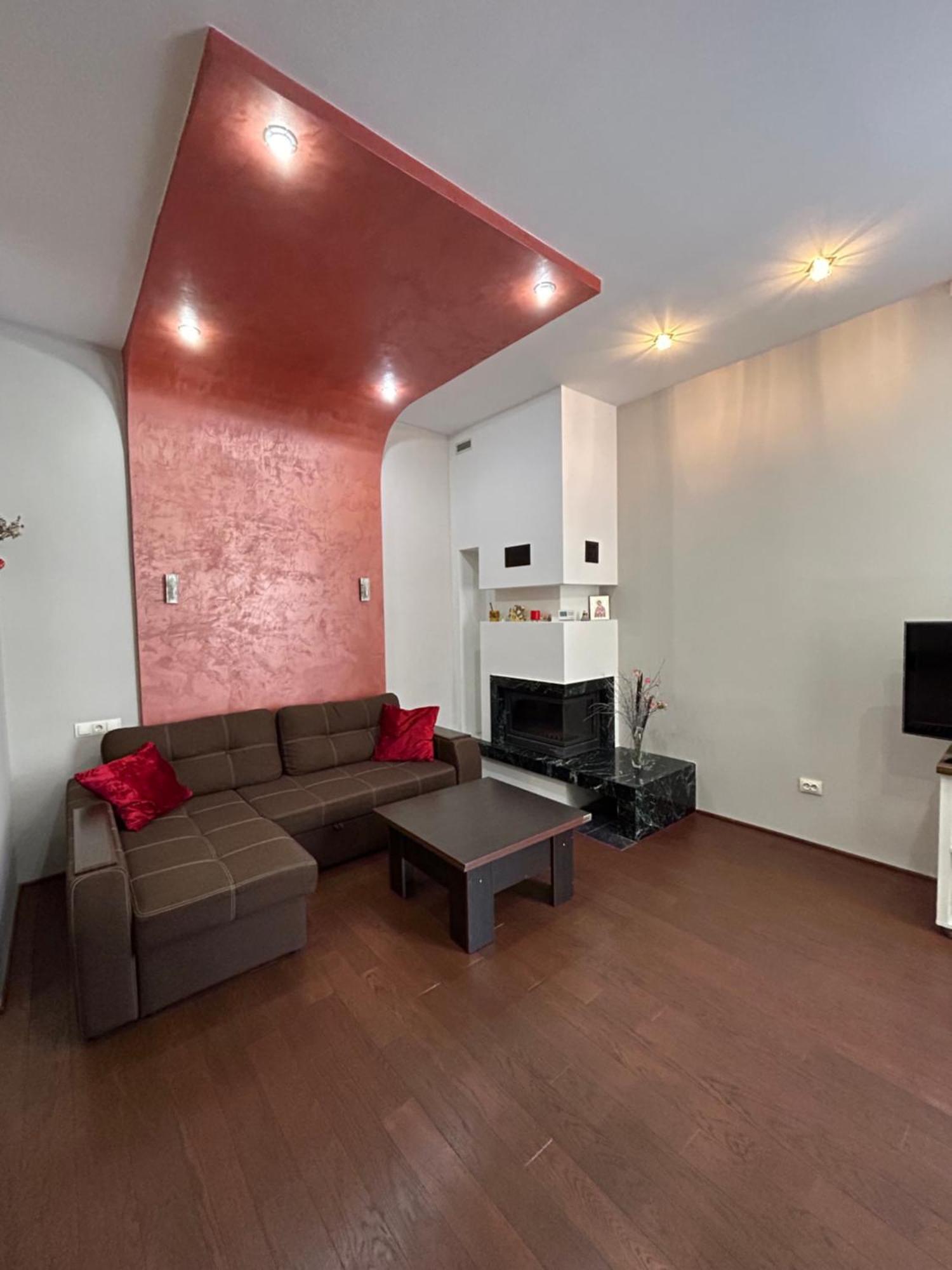 Modern Apartments In A Historical Place On Gorodotskaya Лвив Екстериор снимка
